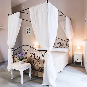 https://dimora-partenopea.hotels-amalfi.com