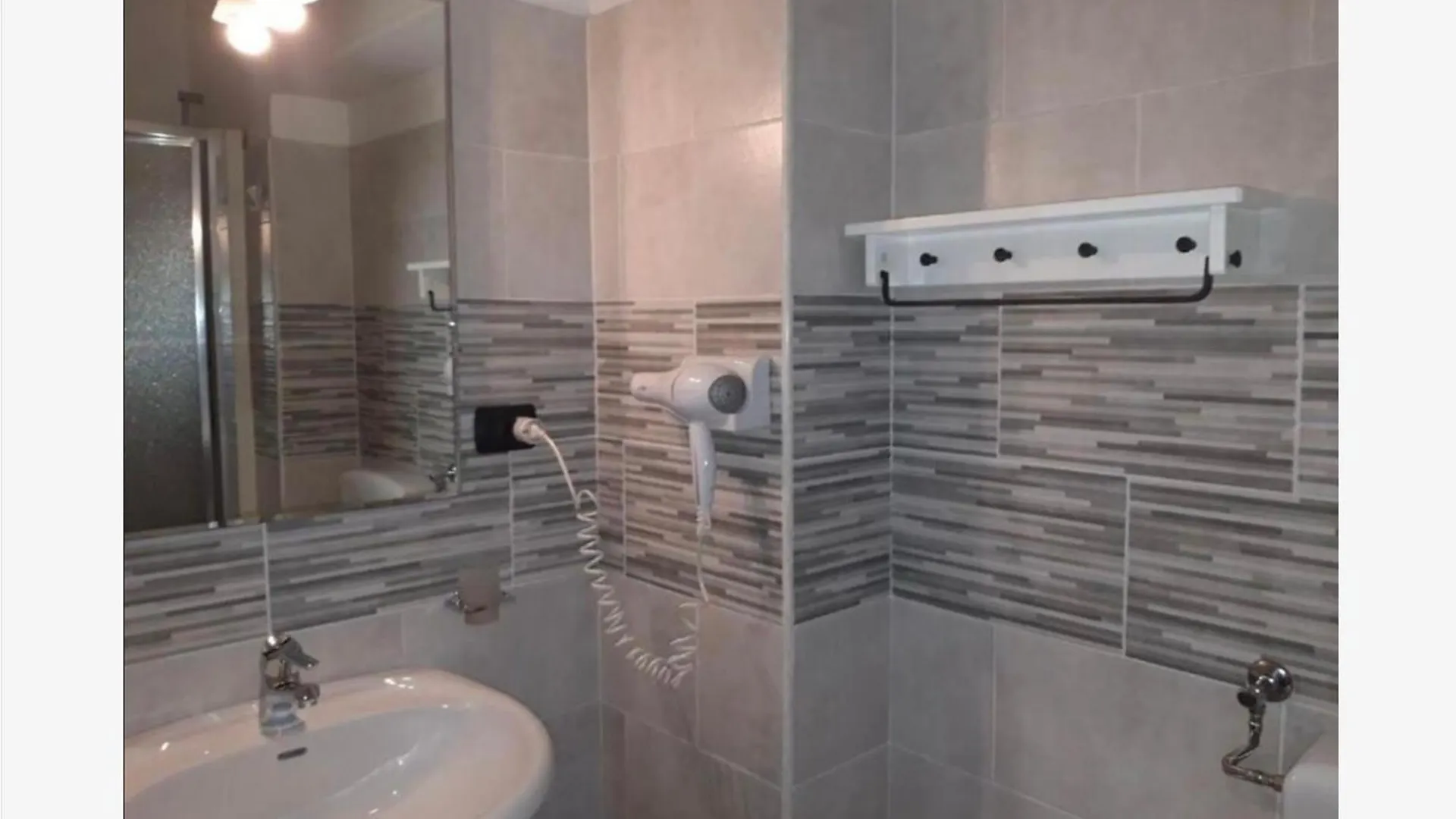Sabrina Airport Bed & Breakfast Fiumicino